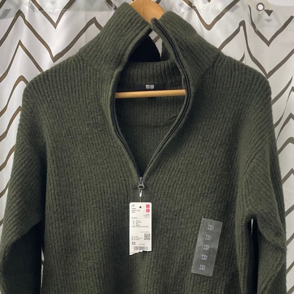 Uniqlo women souffle yarn dress olive XS